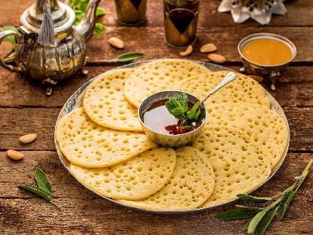 Марокански палачинки Багрир с царевично и пшеничено брашно (с мая) - снимка на рецептата